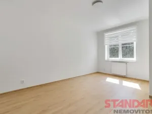 Prodej bytu 2+kk, Přeštice, Na Chmelnicích, 52 m2