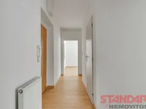 Prodej bytu 2+kk, Přeštice, Na Chmelnicích, 52 m2