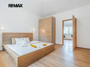Prodej bytu 2+kk, Hostivice, Čsl. armády, 43 m2