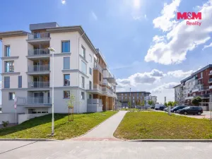 Pronájem bytu 3+kk, Pardubice, U Sportovní školy, 82 m2