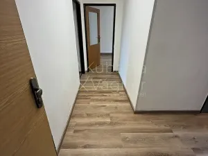 Pronájem bytu 2+1, Chrudim, Dr. Václava Peška, 56 m2