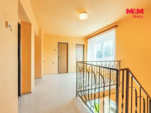 Prodej rodinného domu, Černuc, 185 m2
