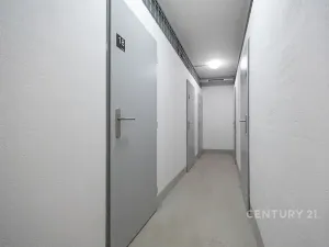 Pronájem bytu 2+kk, Praha - Hrdlořezy, Učňovská, 51 m2
