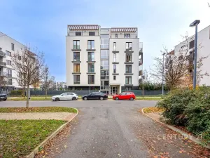 Pronájem bytu 2+kk, Praha - Hrdlořezy, Učňovská, 51 m2