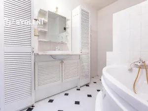 Prodej bytu 3+1, Teplice, Trnovanská, 70 m2