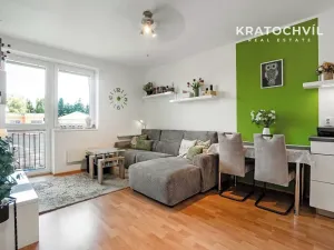 Prodej bytu 2+kk, Jesenice, Na Okruhu, 42 m2