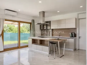 Prodej rodinného domu, Vysoký Újezd, U Rybníčka, 342 m2