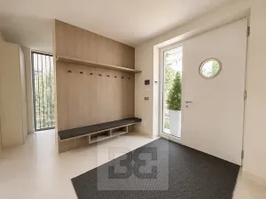 Pronájem vily, Brno, Březinova, 362 m2