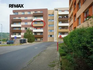 Prodej bytu 2+kk, Jince, Zborovská, 45 m2