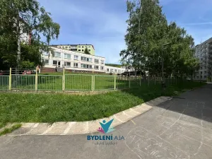 Prodej bytu 3+1, Krupka, Karla Čapka, 76 m2