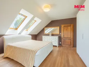 Prodej rodinného domu, Mořina, 240 m2