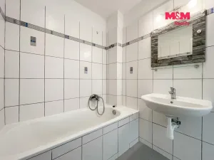 Pronájem bytu 2+kk, Praha - Vršovice, Bulharská, 48 m2