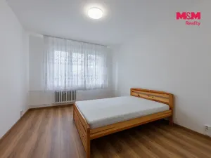 Pronájem bytu 2+1, Karlovy Vary, Charkovská, 57 m2