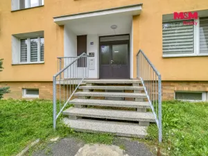 Prodej bytu 3+1, Sokolov, Slavíčkova, 84 m2
