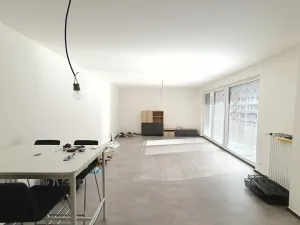 Pronájem bytu 1+kk, Praha - Vysočany, Pod Harfou, 45 m2
