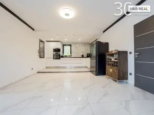 Prodej rodinného domu, Kelč, 300 m2