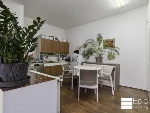 Prodej rodinného domu, Tišice, Okružní, 438 m2