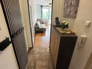 Pronájem bytu 1+kk, Jablonec nad Nisou, U Staré lípy, 27 m2