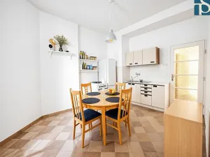 Prodej bytu 2+1, Praha - Nové Město, Na slupi, 70 m2