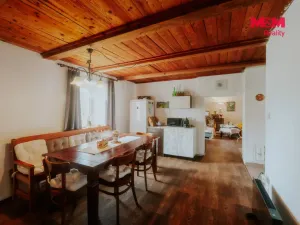 Prodej chalupy, Kadov - Lnářský Málkov, 250 m2