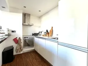Pronájem atypického bytu, Praha - Smíchov, Křížová, 100 m2