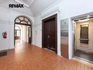 Prodej bytu 2+kk, Praha - Nové Město, Pštrossova, 55 m2