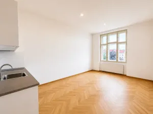 Pronájem bytu 1+kk, Praha - Vršovice, 26 m2