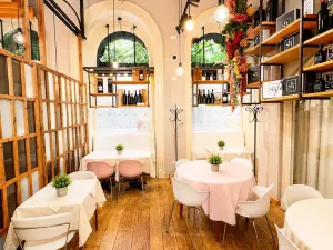 Pronájem restaurace, Praha - Vinohrady, 224 m2