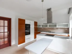 Pronájem kanceláře, Praha - Kunratice, Ke hrádku, 417 m2