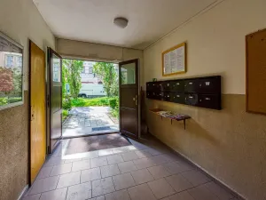 Pronájem bytu 2+1, Chomutov, Blatenská, 52 m2