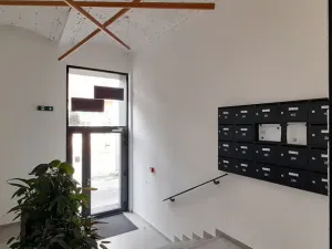 Pronájem bytu 1+kk, Hradec Králové - Kukleny, Pražská třída, 30 m2
