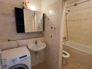 Pronájem bytu 2+kk, Praha - Hostivař, Přeštická, 52 m2