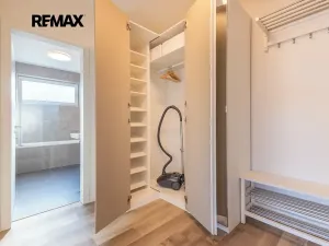 Pronájem bytu 2+kk, Praha - Hlubočepy, Divíškové, 53 m2