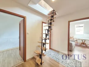 Pronájem bytu 4+kk, Horoměřice, Politických vězňů, 78 m2