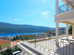 Prodej bytu 4+kk, Đenovići, Černá Hora, 125 m2