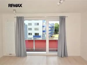 Pronájem bytu 1+kk, Plzeň, Studentská, 44 m2