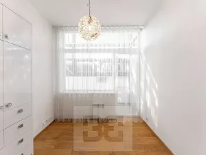 Prodej bytu 6+kk a větší, Praha - Břevnov, Kukulova, 230 m2