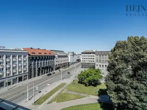 Pronájem obchodního prostoru, Ostrava, náměstí Dr. E. Beneše, 108 m2