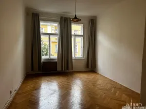 Pronájem bytu 1+kk, Praha - Vinohrady, Řipská, 46 m2