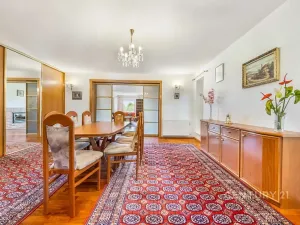 Pronájem bytu 4+1, Praha - Zbraslav, Pod urnovým hájem, 120 m2