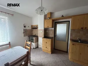 Prodej rodinného domu, Hluboké Mašůvky, 85 m2