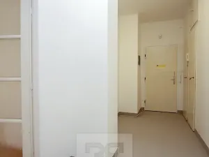 Pronájem bytu 2+1, Praha - Holešovice, Vinařská, 40 m2