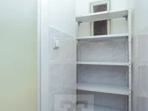 Pronájem bytu 2+1, Praha - Holešovice, Vinařská, 40 m2
