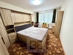 Prodej bytu 4+1, Praha - Kamýk, Zárubova, 85 m2