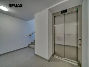 Pronájem bytu 3+kk, Kolín, Zásmucká, 79 m2
