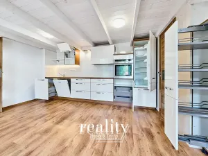 Pronájem bytu 2+kk, Jihlava, Křižíkova, 63 m2