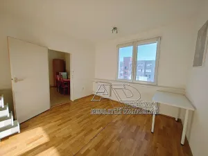 Prodej bytu 3+1, České Budějovice, 76 m2