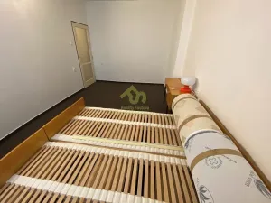 Pronájem bytu 2+1, Holoubkov, 60 m2