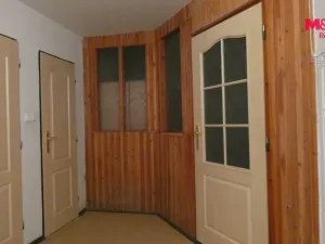 Pronájem bytu 1+kk, Louny, Komenského náměstí, 45 m2