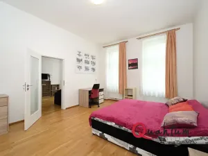 Pronájem bytu 2+kk, Praha - Žižkov, Žižkovo náměstí, 58 m2